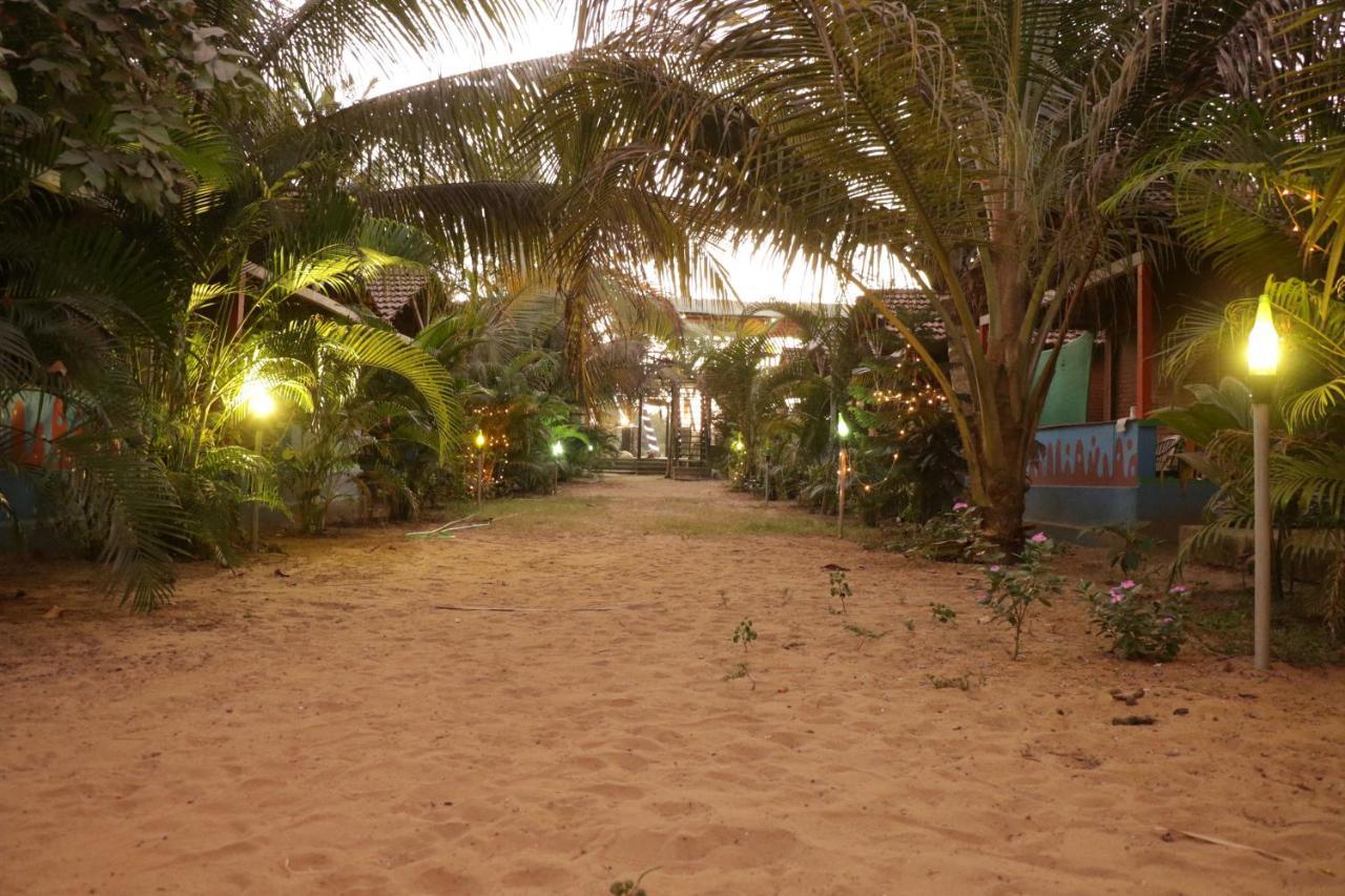 Hotel Secret Garden Arambol Extérieur photo